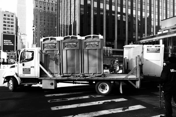 Porta potty delivery and setup in Goulds, FL
